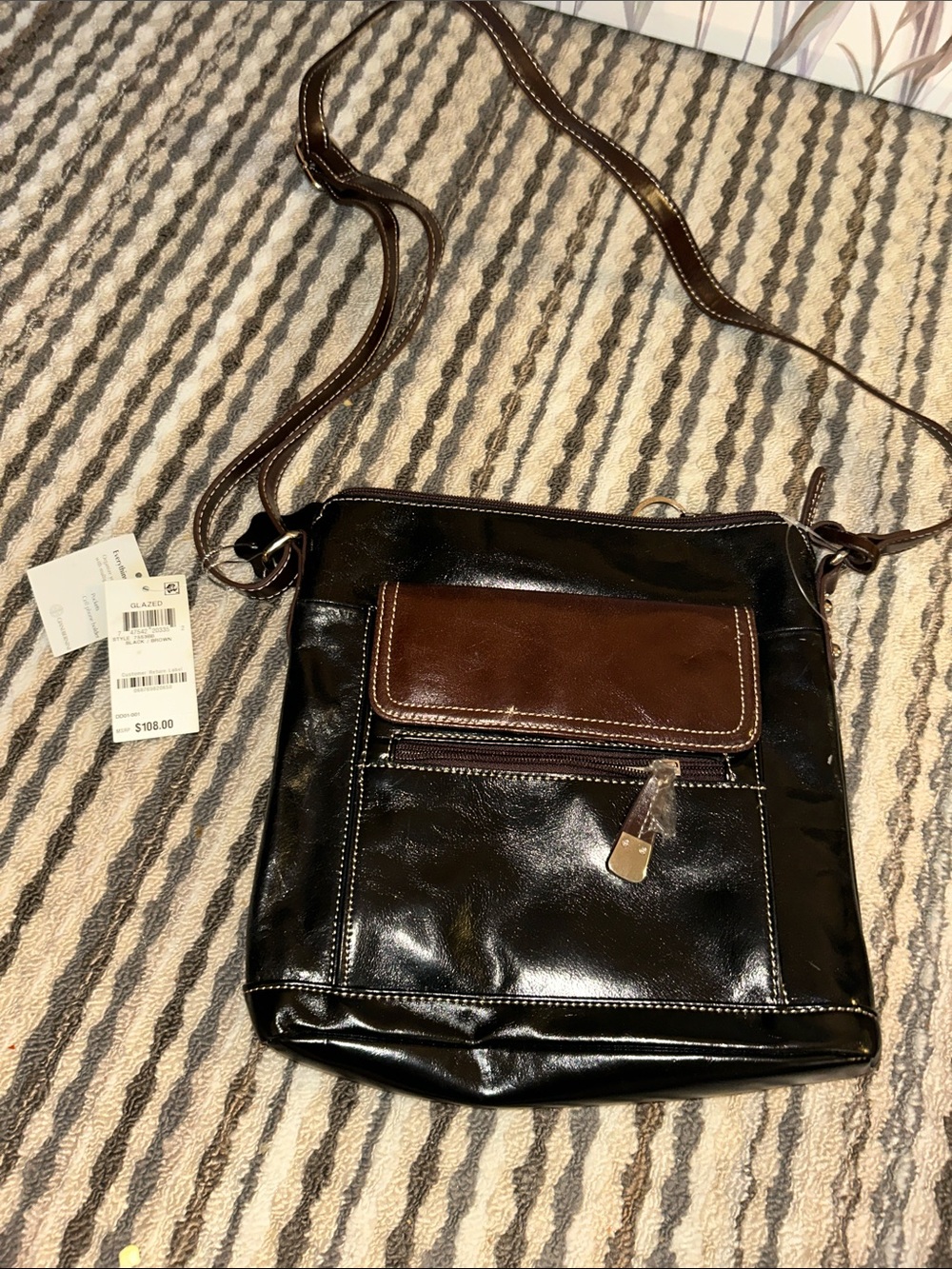 NWT Giani Bernini Black and Brown Leather Crossbody Bag Classic Glazed Design